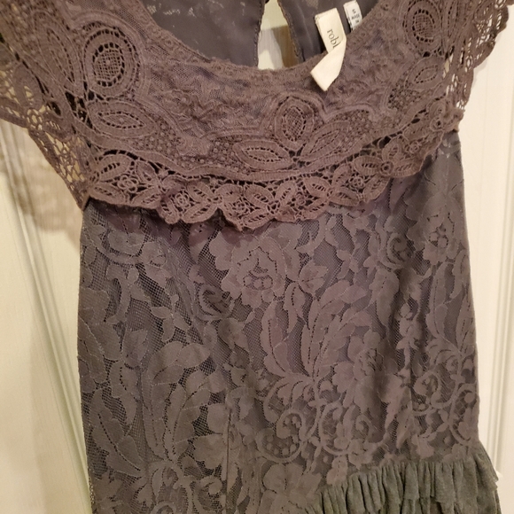 Robbi & Nikki dress - Picture 6 of 7